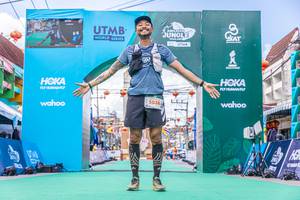 BIB: 5038
                            <button type="button" onclick="openModal(21775276)" class="btn btn-primary btn-sm float-right btn-popup" data-toggle="modal" data-target=".modal-high-quality">
                        <i class="fas fa-shopping-cart"></i> Add to Cart
                    </button>
                                            <button type="button" onclick="isThisMe(21775276, true)" class="btn btn-success btn-sm float-right btn-popup btn-isme hidden" data-toggle="tooltip" data-placement="bottom" title="นี่คือรูปของคุณใช่ไหม คลิกที่นี่เพื่อเอาเข้าอัลบั้ม">
                        <i class="fas fa-plus"></i> Add to album
                    </button>
                    <button type="button" onclick="isThisMe(21775276, false)" class="btn btn-warning btn-sm float-right btn-popup btn-isnotme hidden">
                        <i class="fas fa-ban"></i> Remove from album
                    </button>